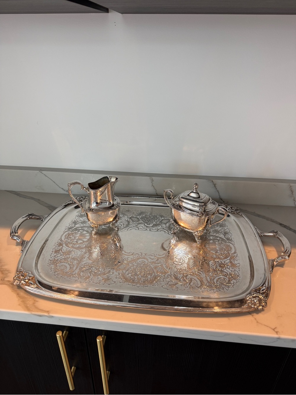 Rogers Daffodil Serving Tray with Creamer and Lidded Sugar Bowl